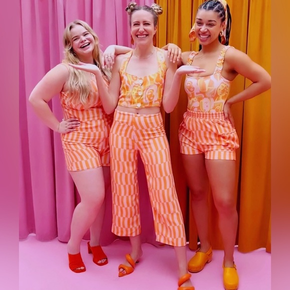 Dazey LA Romper - Picture 1 of 4